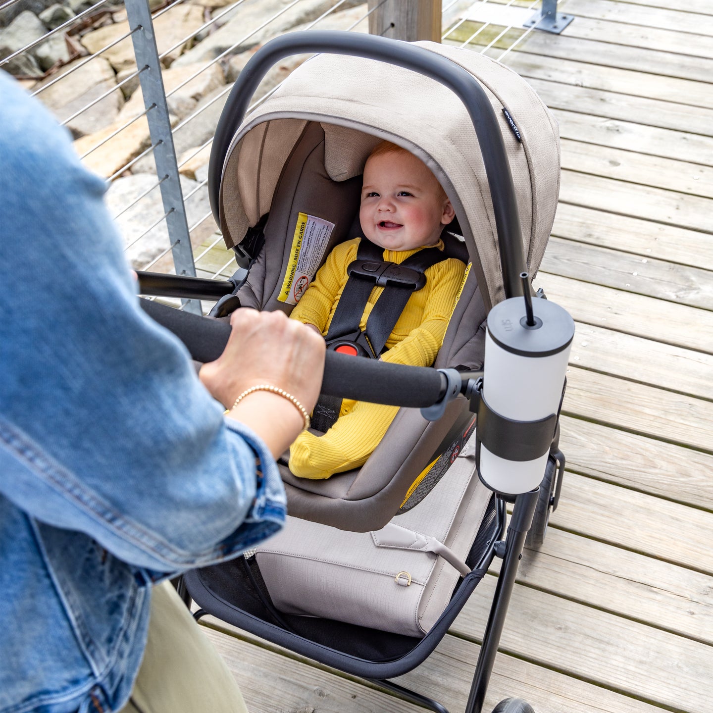Evenflo - Pivot Modular Travel System with LiteMax Infant Car Seat - Casual Gray